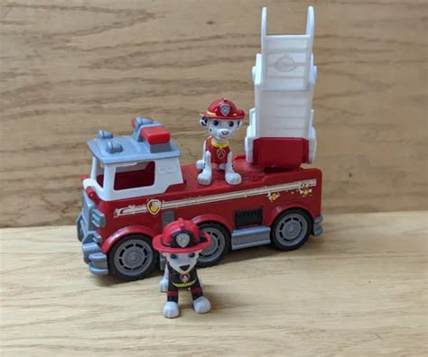 Paw Patrol Marshall Fire Truck Nickelodeon Spin Master Ultimate Rescue