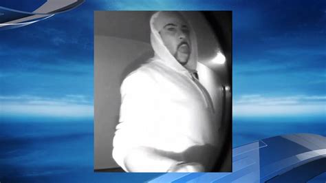Thief Caught On Camera Stealing Surveillance Doorbell In Se Portland Katu