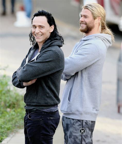 Tomhiddleston Lokitom And Chris On The Set Of ‘the Avengers In