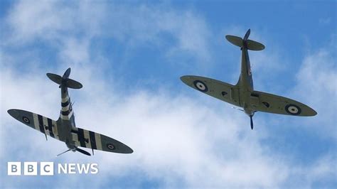 Dame Vera Lynn Spitfire Flypast Marks Funeral Bbc News
