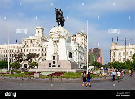 Lima Peru May 10 2015 Monument To Jose De San Martin On The Plaza