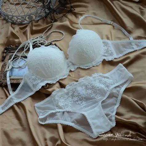 White Aesthetic Embroidery Floral Bra And Panties Delicate Lace Bra Set Lingerie Luxury French