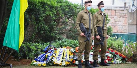 Born 25 march 1972) is an israeli politician who led the jewish home party between 2012 and 2018 and currently serves as an mk for new right. Grave of Recently Fallen IDF Hero Desecrated, Note reads ...