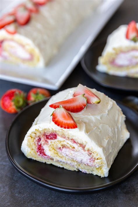 Easy Strawberry Cake Roll Recipe Momsdish