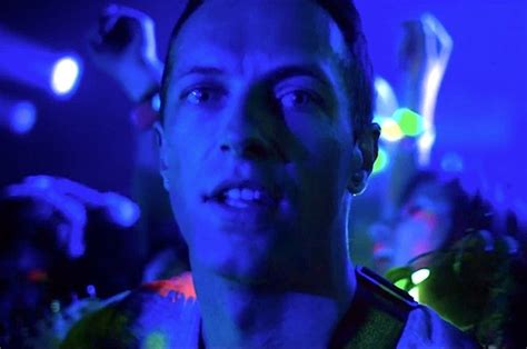 Coldplay Leads Teenage Rave In Charlie Brown Video Watch Billboard