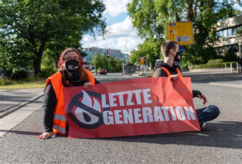 „Letzte Generation“: Immer mehr Leute schließen sich Blockaden an