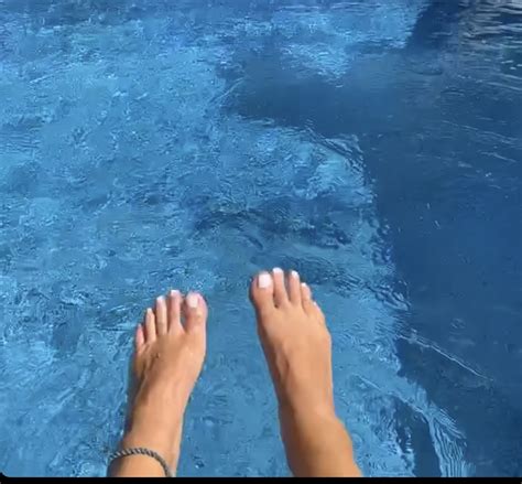Jessica Mendozas Feet