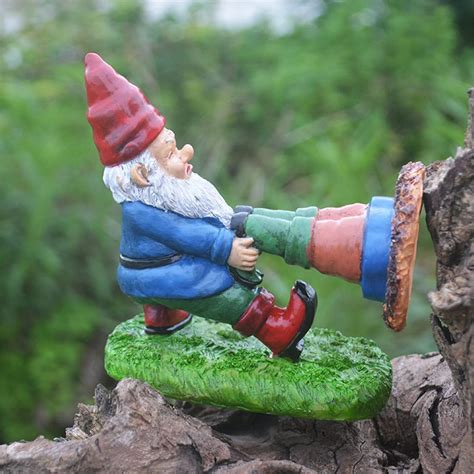 Risachoco Funny Garden Gnomes Statue Mooning Gnome