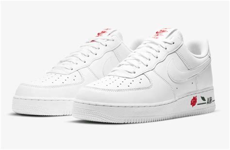 The Nike Air Force 1 Low Rose Makes Its Long Awaited Return Mens