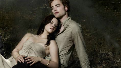 Download The Twilight Saga Bella And Edward Photoshoot Wallpaper
