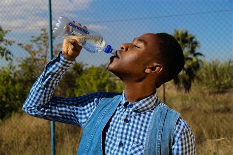 6 Surprising Times You Need To Drink More Water Healthy Foods Mag