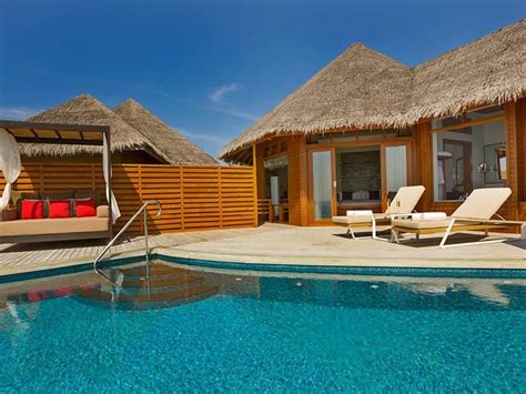 20 Pictures Of The Best Overwater Bungalows Resort In The Maldives