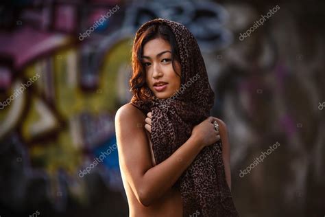 Genç çıplak Asyalı kız Stok fotoğrafçılık castenoid Telifsiz