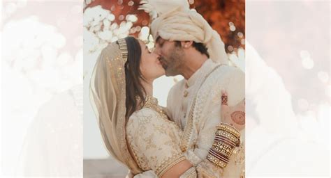 Ranbir Kapoor Alia Bhatt Get Married In Small Home Ceremony