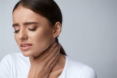 Sore Throat Symptoms And Causes