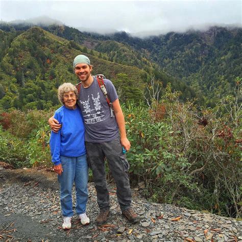 Americas Most Beautiful Landscapes Grandson And Grandma 93 Visit All 63 Us National Parks In