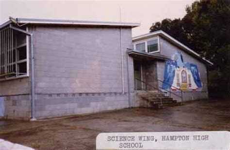 Hampton High School 1989 P2950 Ehive