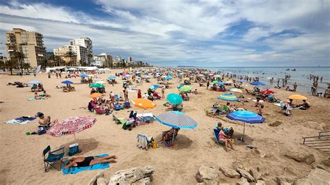 playa favorita madrileños gandia es el destino favorito para las vacaciones de verano