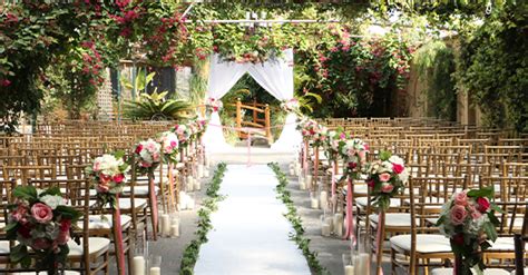 What S The Best Venue For Your Wedding Château Le Jardin Vaughan Event Venue And Conference