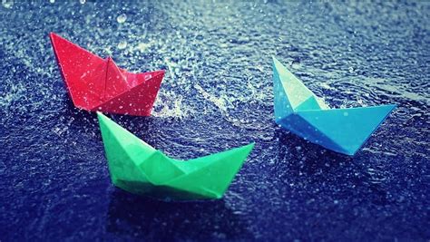 Paper Boats In Rain Hd Wallpaper Peakpx