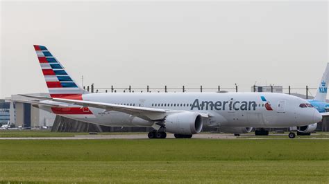 American Airlines Boeing Dreamliner Oneworld Virtual
