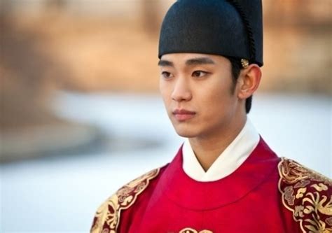 Kim Soo Hyun Praised For Singing The Moon That Embraces The Sun Ost Soompi