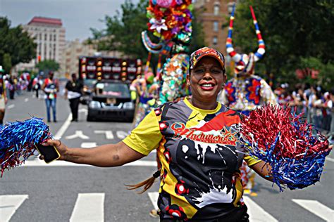 bronx dominican day parade brings hundreds of spectators and political power all county gazette