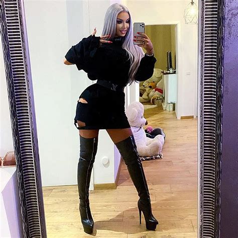 Loredana Chivu ♠️ Loredanachivu Official • Instagram Photos And Videos Queen Outfits