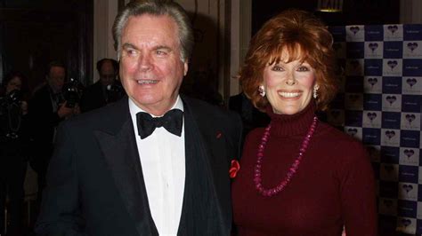 Jill St John Robert Wagners Wife 5 Fast Facts