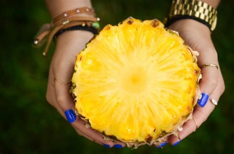 Does Pineapple Really Make Your Vagina Taste Better