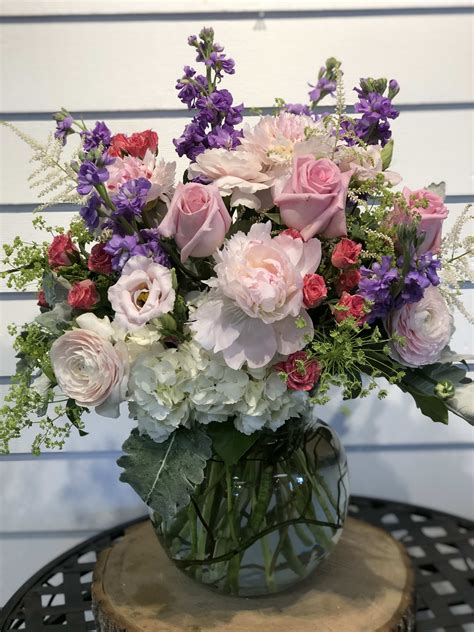 We did not find results for: English Garden Bouquet in Salem, NH | Ford Flower Co.