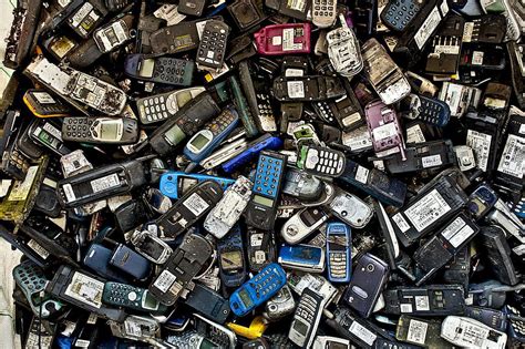 If you own a mobile phone having inbuilt navigation systems, you will never get lost even if placed in unknown areas. How to Recycle Your Old Cell Phone