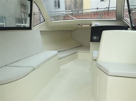 That pushes boatbuilders to be creative. Grandsea 25ft / 7.6m Cheap Price Fiberglass Cabin Cruiser ...