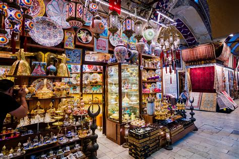 10 Great Things To Buy At Istanbuls Grand Bazaar Istanbul Souvenir