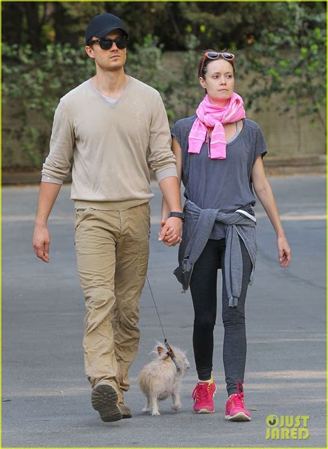Summer Glau Goes Makeup Free Holds Hands With Her Beau In La Photo