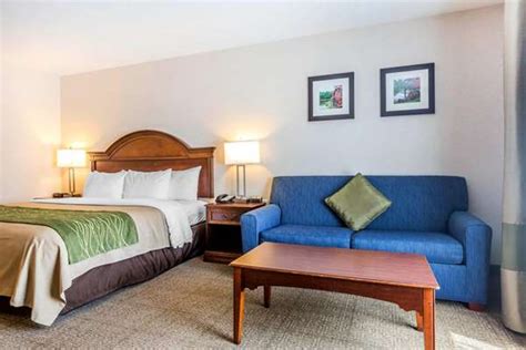 Comfort Inn And Suites South Burlington Vt See Discounts