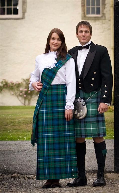 Couple Scottish Traditional Dress Tartan Clothing Tartan Sash