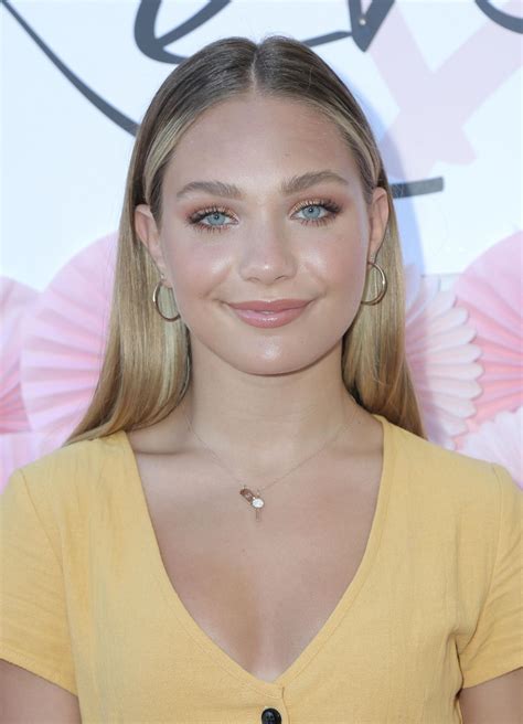 Her birthday, what she did before fame, her family life, fun trivia facts, popularity rankings, and more. Maddie Ziegler - Mackenzie Ziegler Launches New BeautyLine ...