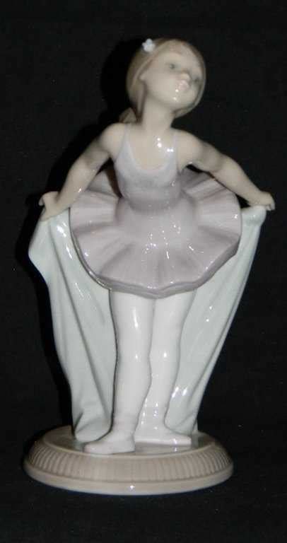 Lladro Nao My Recital Ballerina Figurine 1151