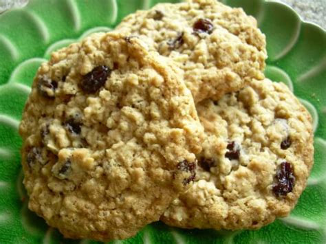 Quaker Vanishing Oatmeal Raisin Cookies Recipe