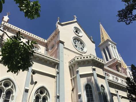 胡志明市百年教堂：huyen Si Church