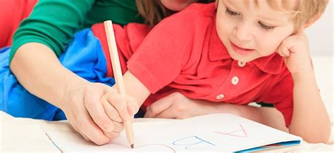 Como Ensenarle A Su Hijo A Leer Y Escribir En Casa Enseñar Al Niño A Leer