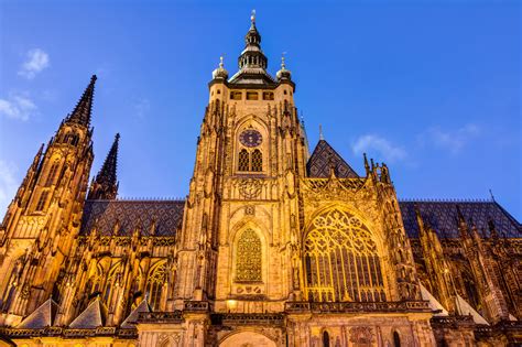 Die karlsbrücke ist eine im 14. Veitsdom in Prag: Sehenswürdigkeit, Geschichte, Bilder ...