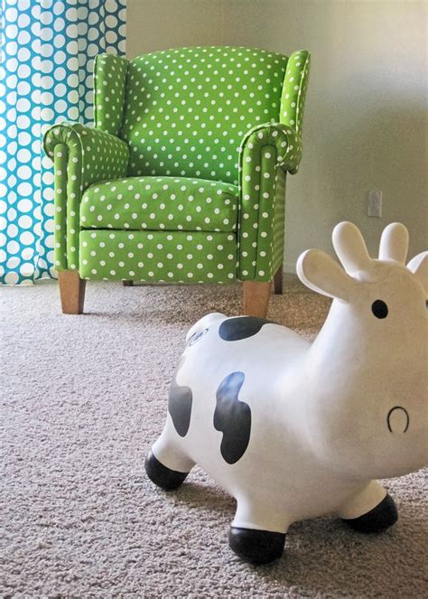seriously daisies green polka dot chair makeover chair makeover polka dot chair polka dots