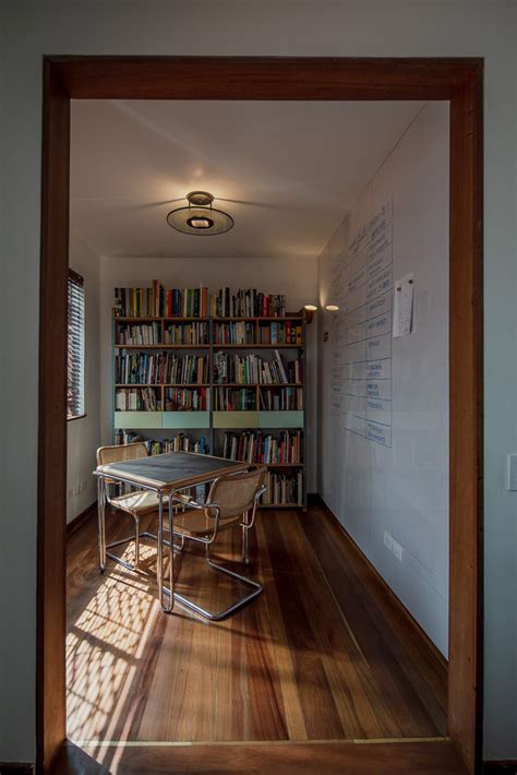 Galería De Yemail Arquitectura Bibliotecas En Espacios Interiores De