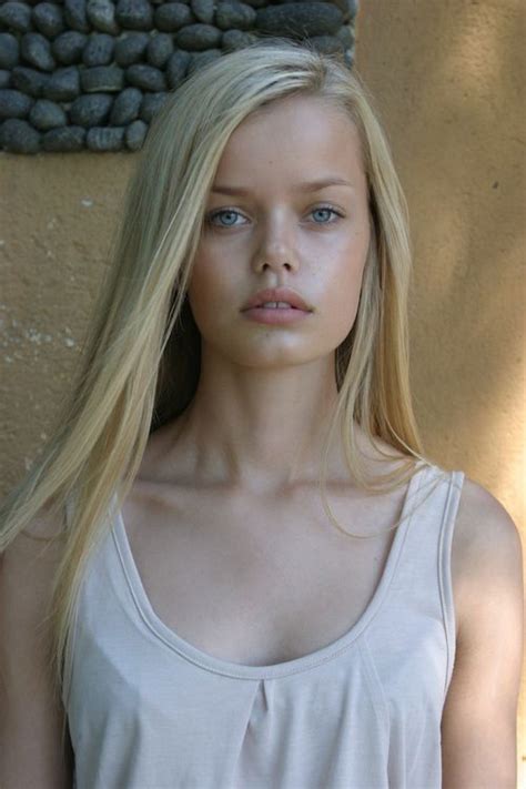 Frida Aasen Model Profile Photos And Latest News