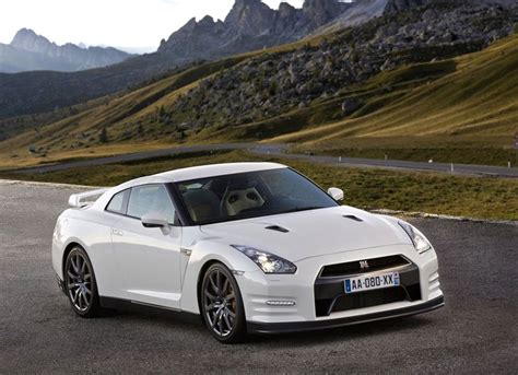 2012 Nissan Gtr Review Specs Pictures Price And Top Speed