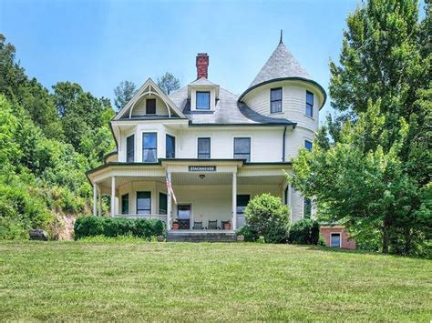 C1904 Victorian Located At 2412 Stackhouse Rd Marshall Nc 28753