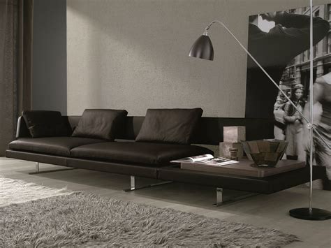 10 Italian Leather Sofas And Their Versatile Designs