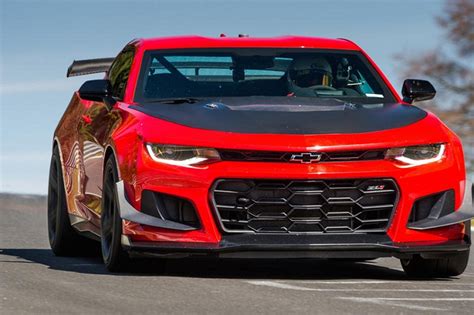 Jika kos anda membaiki kereta anda setiap bulan melebihi anggaran bayaran bulanan yang perlu dibayar untuk sebuah kereta baharu, inilah masa ia bergantung kepada cara pemanduan anda dan kawasan anda menggunakan kereta tersebut. TAHUKAH ANDA ADA KERETA DAN PERALATAN YANG TELAH ...